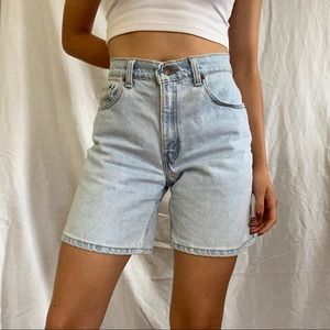 Vintage Levi’s 550 shorts